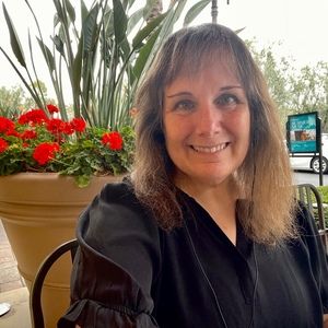 Meet your Posher, Lynn